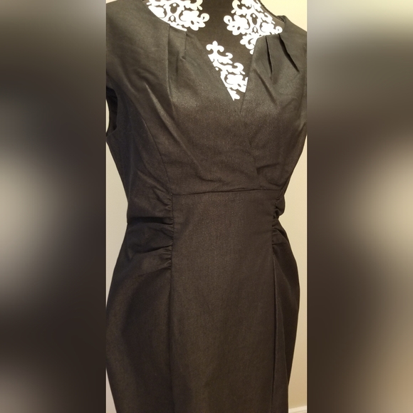 Womens ADITI Infinity Black Dress - Picture 1 of 4